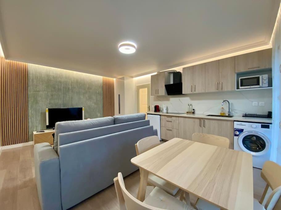 Suite Maximilien Near Disneyland 布西圣乔治 外观 照片